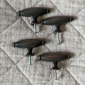 Drawer pulls
